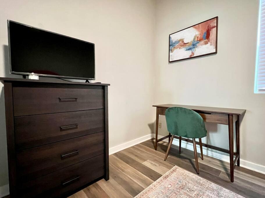 Modern Style Home Near Dt Indy & Major Attractions Indianapolis Exteriör bild